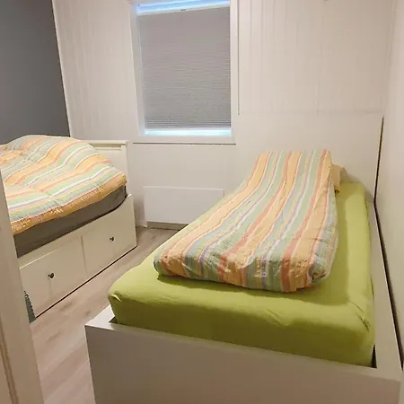 Flott Med Nydelig Utsikt I Et Stille Og Rolig Boligområde Bergen